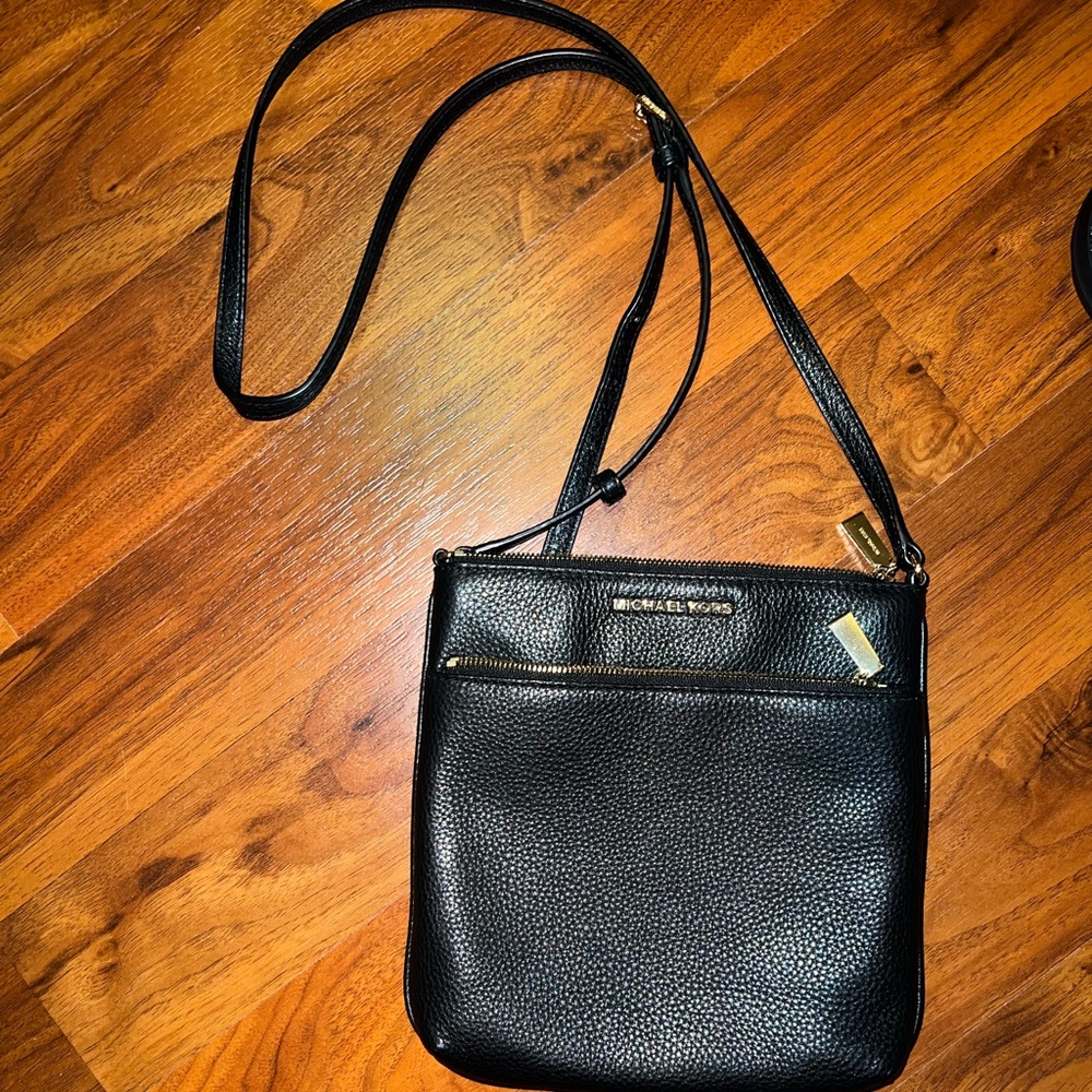 MICHAEL Michael Kors Small Flat Crossbody Pebbled